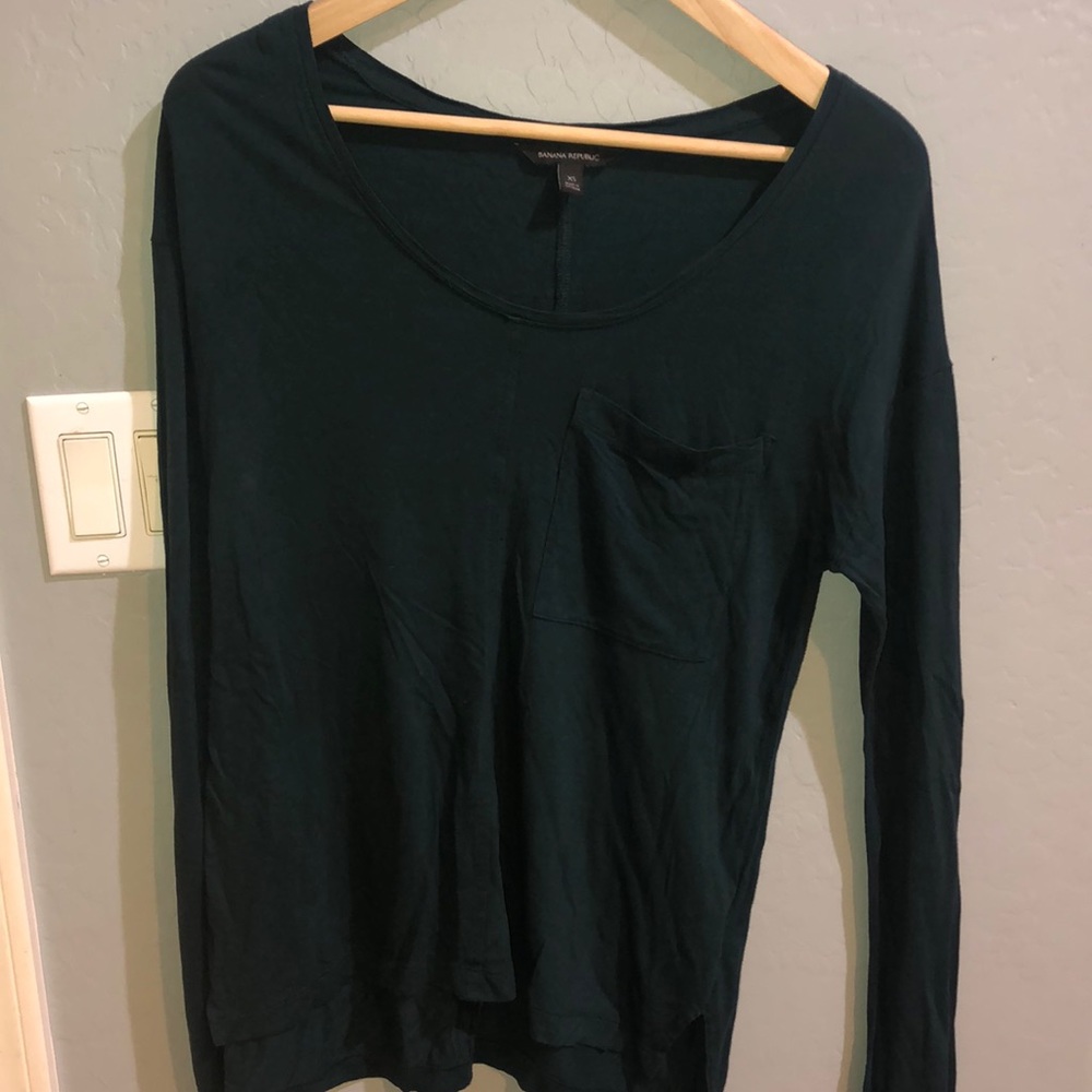 Long-sleeve T-shirt
